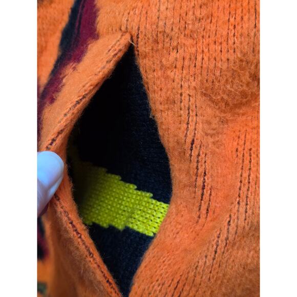 Andes Artesania Med Artsy Hoodie Wolf Dreamcatcher Tribal Feathers Native Bright - Picture 5 of 10